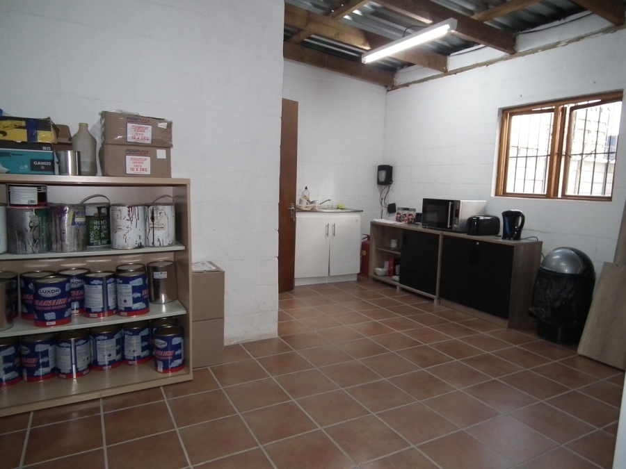To Let commercial Property for Rent in Dal Josafat Western Cape